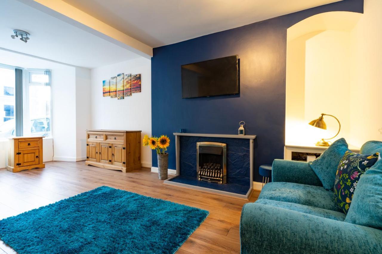 Newly-Renovated, Mid-Terrace Cottage In Porthmadog Zewnętrze zdjęcie